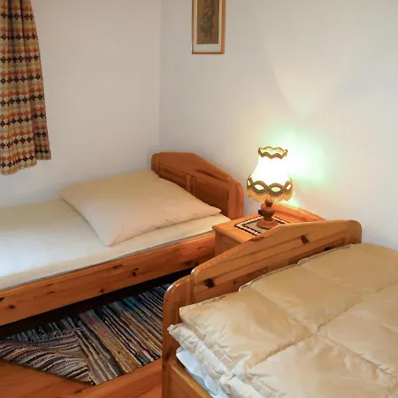 Kunzhof-2 By Interhome Apartmán